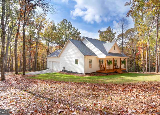Property at 394 Coral Berry Hls, Clarkesville, GA 30523, 3 beds, 2.5 baths