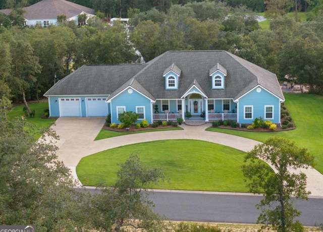 Property at 101 Plantation Pines Dr, Blackshear, GA 31516, 3 beds, 2.5 baths
