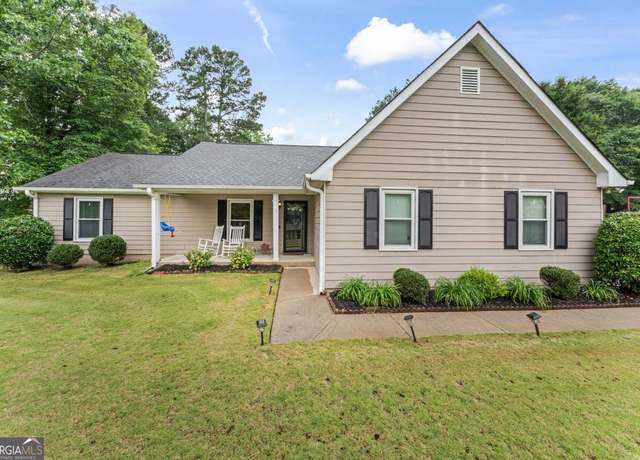 Property at 200 Pine Tree Ln, Mcdonough, GA 30252, 3 beds, 2 baths