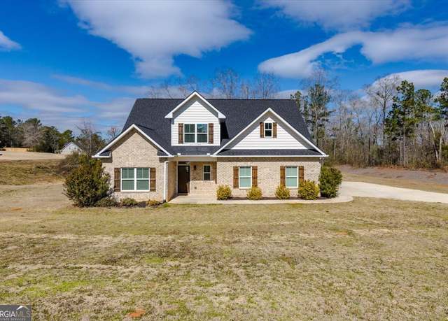 Property at 89 Claire Rd, Forsyth, GA 31029, 5 beds, 3 baths