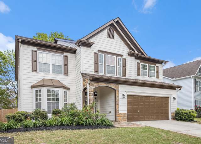 Property at 34 Aberdeen Ct, Newnan, GA 30263, 4 beds, 2.5 baths