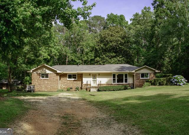 Property at 2403 W Grantville Rd, Newnan, GA 30263, 4 beds, 2 baths