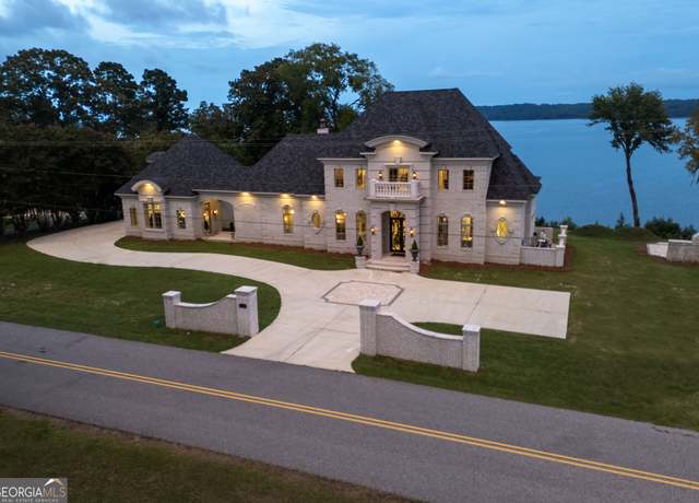 Property at 547 ST Francis Rd, Eufaula, AL 36027, 3 beds, 4 baths