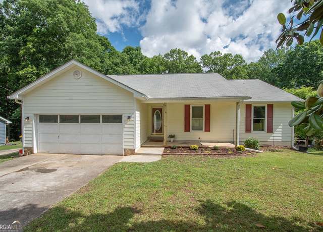 Property at 130 Country Side Dr, Senoia, GA 30276, 3 beds, 3 baths