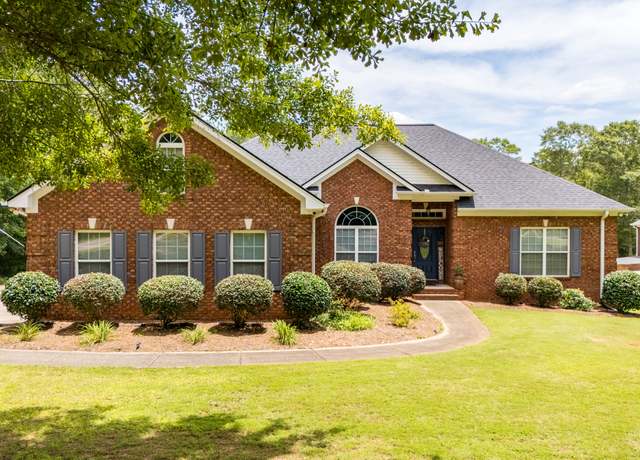 Property at 475 Harbour Shores Dr, Jackson, GA 30233, 4 beds, 3.5 baths