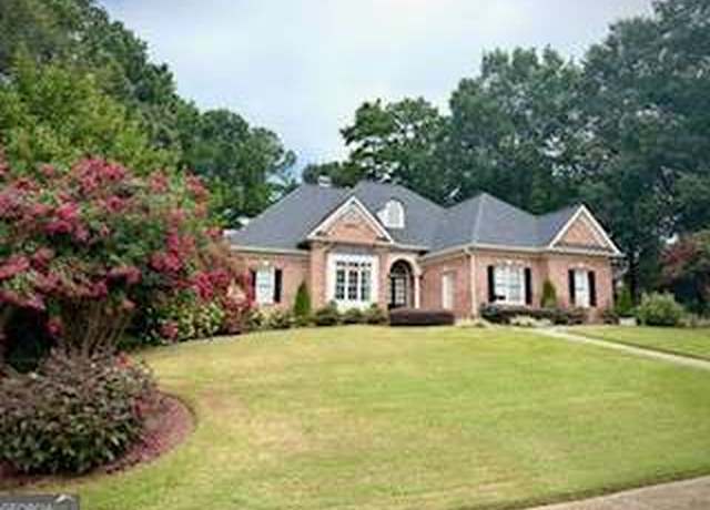 Property at 805 Rose Brooke Dr, Lawrenceville, GA 30045, 4 beds, 3.5 baths