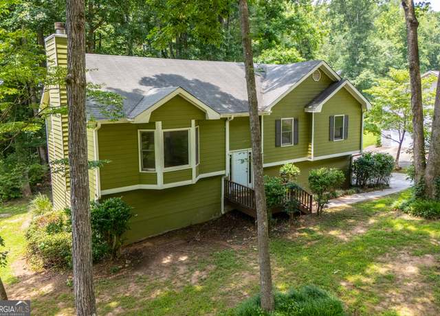 Property at 133 Deerfield Ln, Carrollton, GA 30116, 4 beds, 2 baths