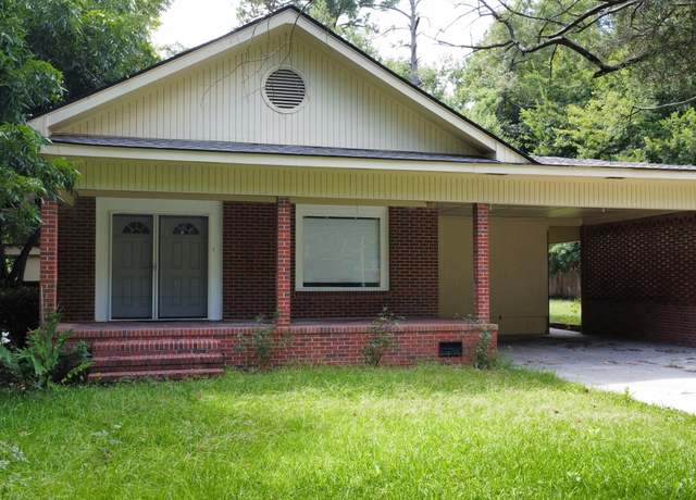 Property at 9 Henry St, Statesboro, GA 30458, 3 beds, 2 baths