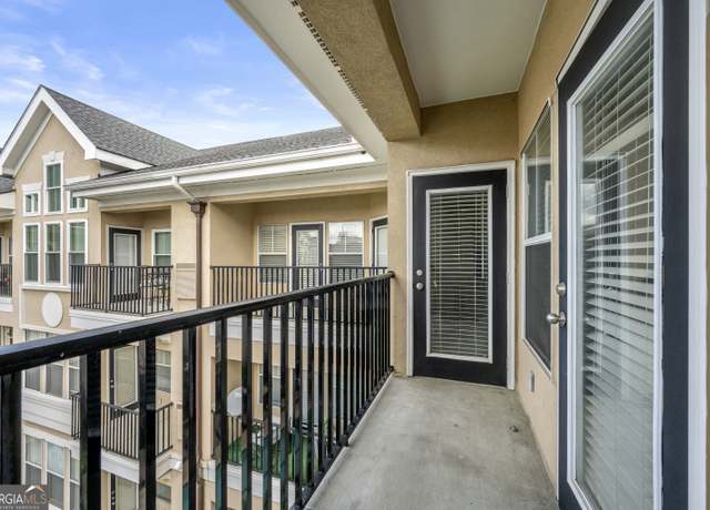 Property at 1850 Cotillion Dr, Dunwoody, GA 30338, 1 bed, 1 bath
