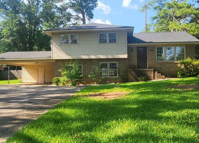 Property at 205 Herbert St, Thomaston, GA 30286, 3 beds, 1.5 baths
