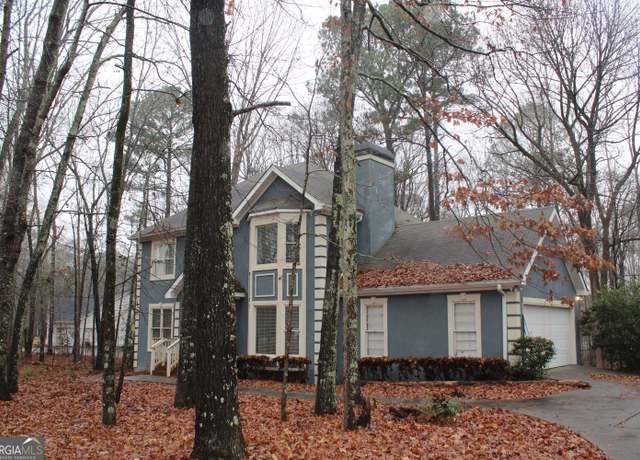Property at 732 Country Lake Drive Dr, Hampton, GA 30228, 5 beds, 3.5 baths