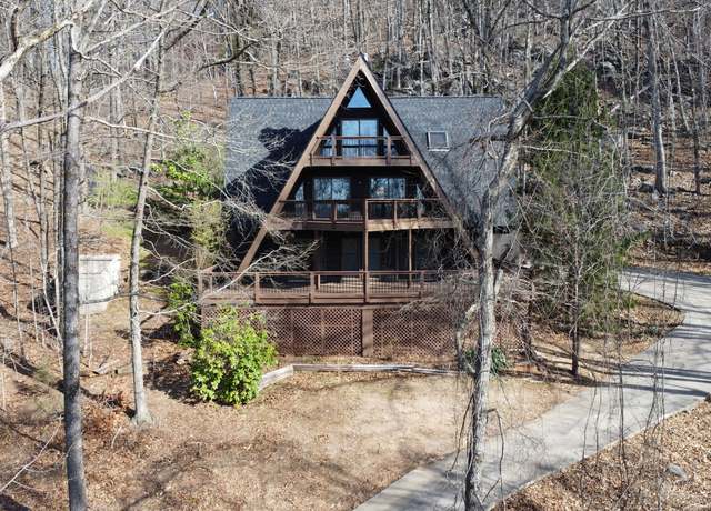 Property at 965 White Oak Trl, Murrayville, GA 30564, 3 beds, 2.5 baths