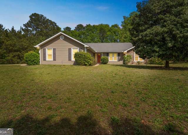 Property at 110 Tamarack Trl, Mcdonough, GA 30252, 3 beds, 2 baths
