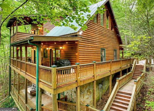 Property at 879 Mill Stone Mountain Ln, Blue Ridge, GA 30513, 3 beds, 3 baths