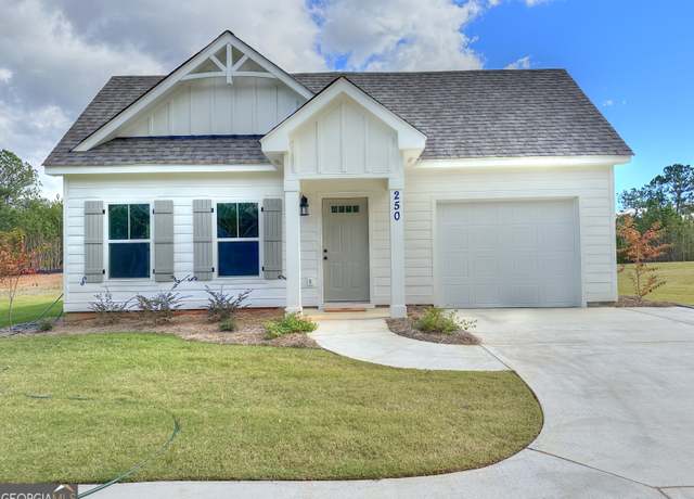 Property at 250 Young Ln, Hamilton, GA 31811, 3 beds, 2 baths