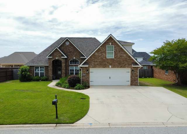 Property at 408 Charlotte Dr, Bonaire, GA 31005, 4 beds, 3 baths