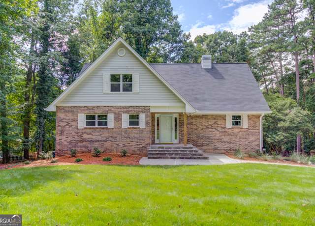 Property at 6596 Garrett Rd, Buford, GA 30518, 4 beds, 3 baths