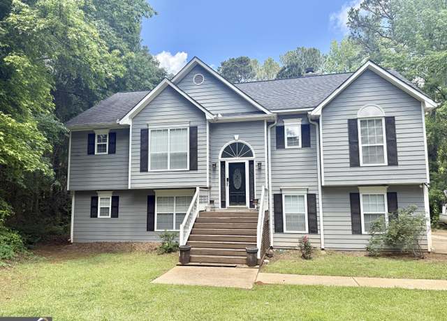 Property at 144 Northshore Dr, Lagrange, GA 30240, 4 beds, 3 baths