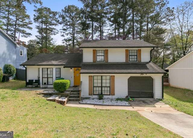 Property at 6176 Charring Cross Ct, Lithonia, GA 30058, 4 beds, 3 baths