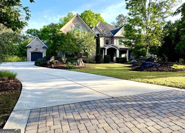 Property at 1345 Cashiers Way, Roswell, GA 30075, 5 beds, 6 baths