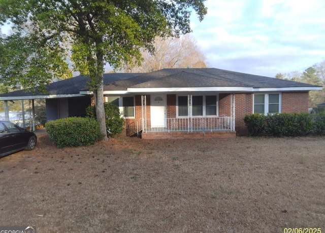 Property at 106 Flippen Rd, Stockbridge, GA 30281, 3 beds, 2 baths