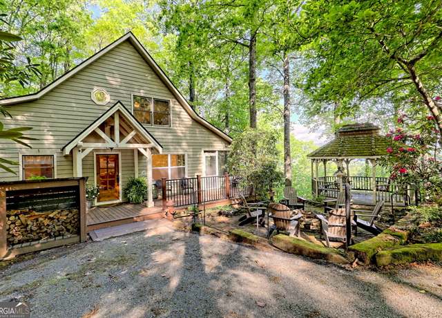 Property at 866 Walnut Mountain Rd, Rabun Gap, GA 30568, 4 beds, 4 baths