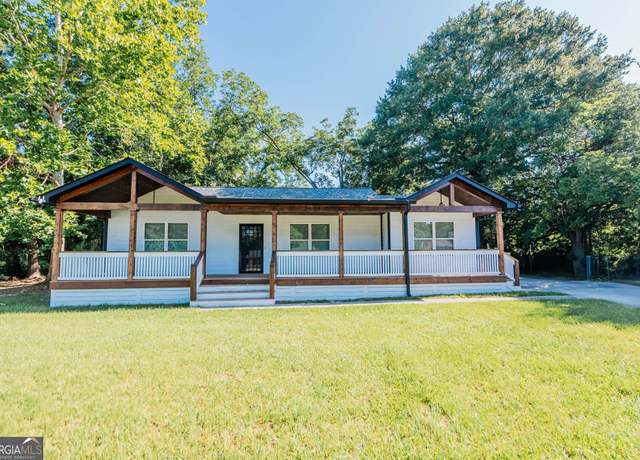 Property at 2521 Rocky Creek Rd, Macon, GA 31206, 3 beds, 3 baths