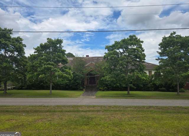 Property at 2060 College St, Comer, GA 30629, 1 bed, 6 baths