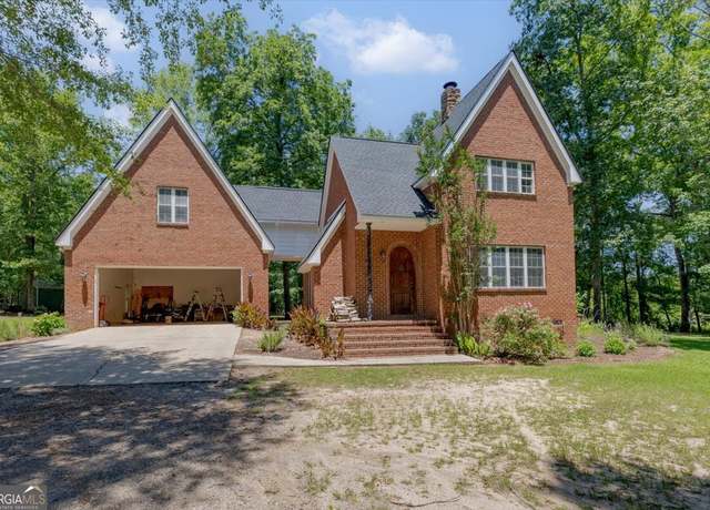 Property at 283 Limestone Rd, Cochran, GA 31014, 4 beds, 3.5 baths