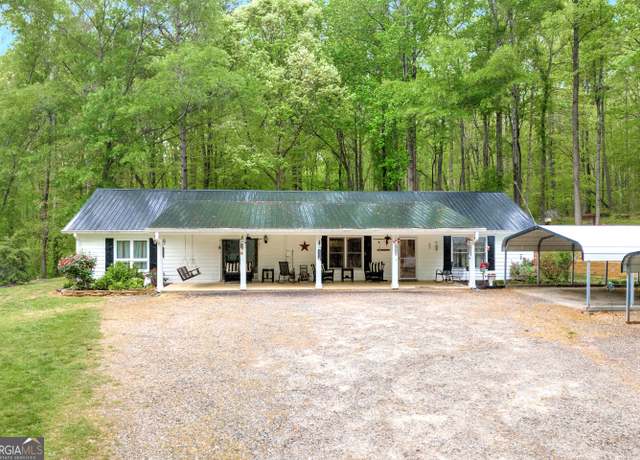 Property at 7616 Nicholson Rd, Cumming, GA 30028, 3 beds, 2 baths