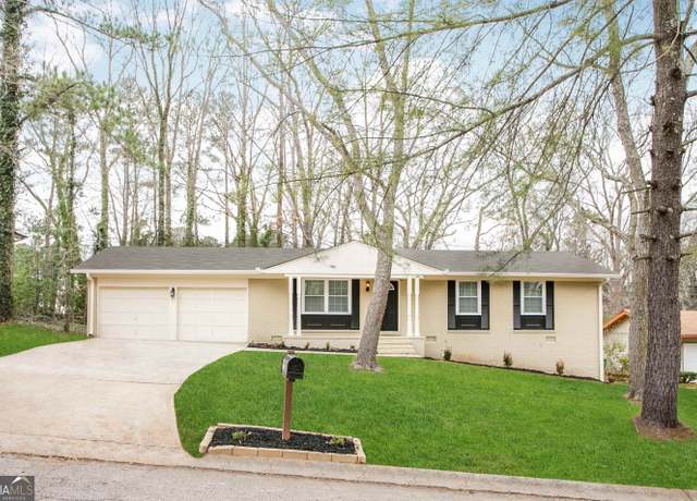 Property at 2017 Lindsey Ln, Decatur, GA 30035, 3 beds, 2 baths