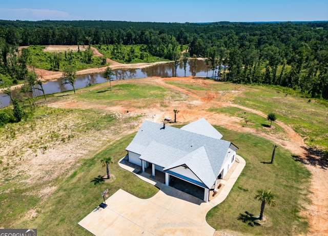 Property at 4348 Marshall Stewart Rd, Crawfordville, GA 30631, 3 beds, 2.5 baths