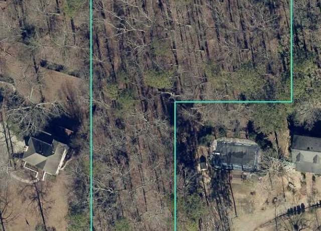 Property at 253 E Crestwood Rd, Tyrone, GA 30290