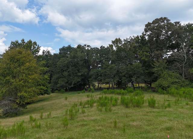 Property at 8 Red Rose Rd, Nicholson, GA 30565