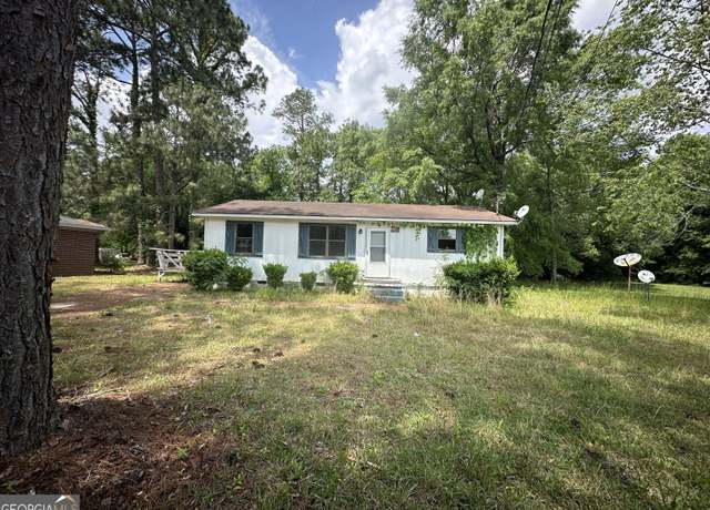 Property at 421 Vienna Cir, Fort Valley, GA 31030, 4 beds, 1 bath