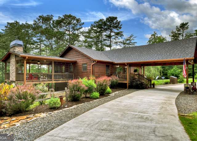 Property at 740 Highland Gap, Mineral Bluff, GA 30559, 3 beds, 2.5 baths