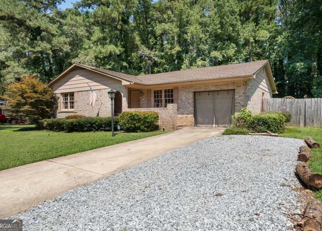 Property at 3266 Jodeco Pl, Jonesboro, GA 30236, 3 beds, 2 baths