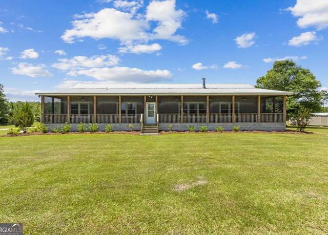 Property at 7149 Old Jefferson Hwy, Woodbine, GA 31569, 3 beds, 2 baths