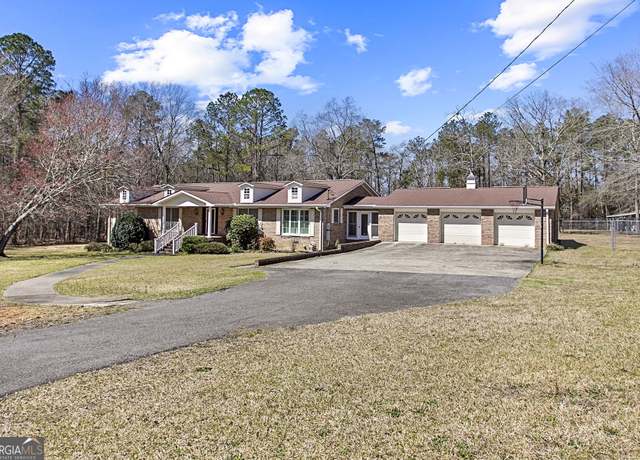 Property at 2866 Sgoda Rd, Macon, GA 31217, 4 beds, 2 baths