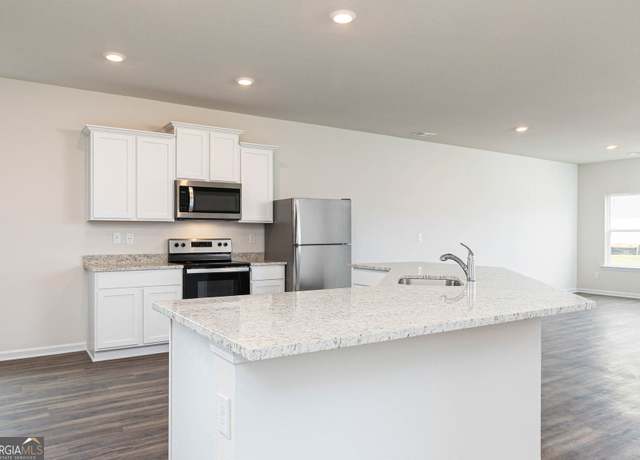 Property at 243 Oliver Dr, Locust Grove, GA 30248, 3 beds, 2 baths