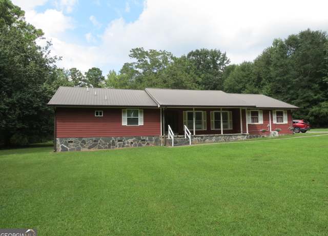 Property at 129 Meadovista Dr, Griffin, GA 30224, 2 beds, 3 baths