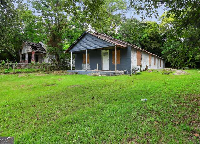 Property at 382 Hortman Ave, Macon, GA 31204, 6 beds, 2 baths