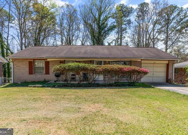 Property at 447 Wavelyn Way, Riverdale, GA 30274, 3 beds, 1.5 baths