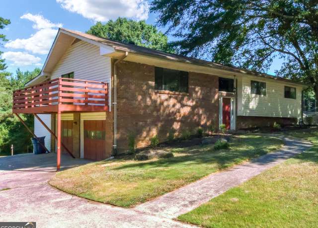 Property at 1529 Winchester Trl, Riverdale, GA 30296, 4 beds, 2.5 baths