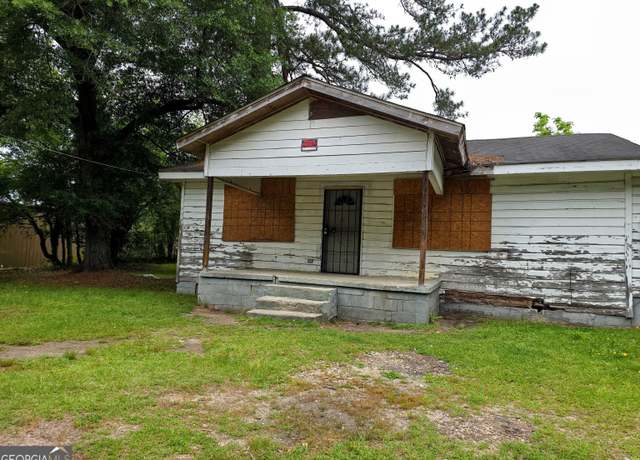 Property at 3724 Hitchcock Rd, Macon, GA 31217, 2 beds, 1 bath