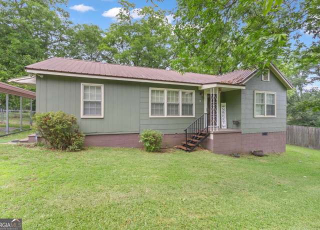 Property at 2 Spell St, Manchester, GA 31816, 3 beds, 2 baths
