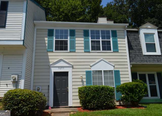 Property at 5695 Wells Cir, Stone Mountain, GA 30087, 2 beds, 2.5 baths