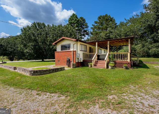 Property at 183 Long Hollow Rd, Rock Spring, GA 30739, 4 beds, 1 bath