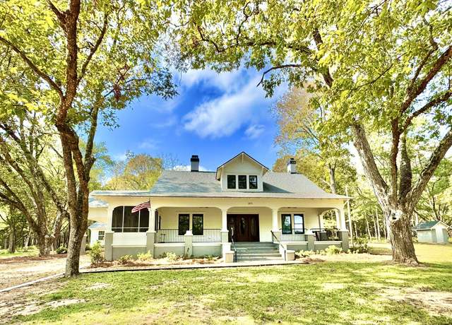 Property at 1471 Centennial Rd, Rutledge, GA 30663, 5 beds, 3.5 baths