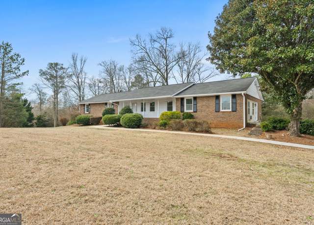 Property at 3411 Airline Rd, Mcdonough, GA 30252, 4 beds, 3.5 baths